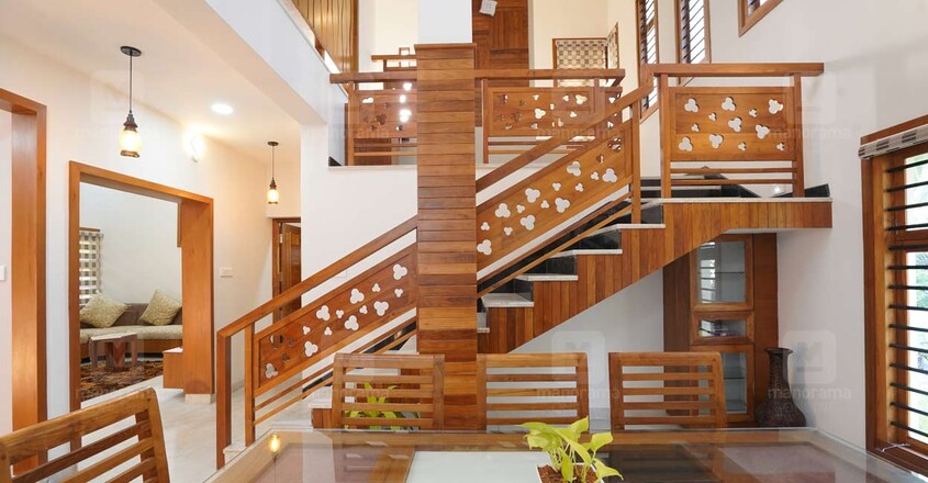 dual-face-house-thrissur-stair dual-face-house-thrissur-stair