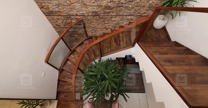 4-cent-home-tvm-stair1 4-cent-home-tvm-stair1