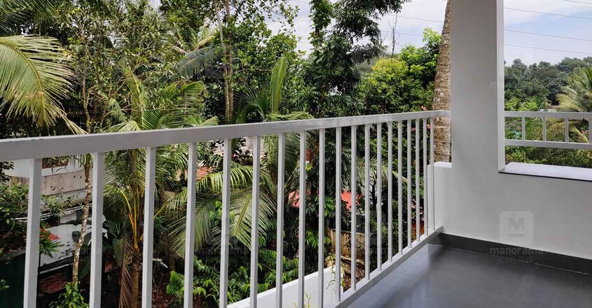 18-lakh-home-kurichi-balcony 18-lakh-home-kurichi-balcony