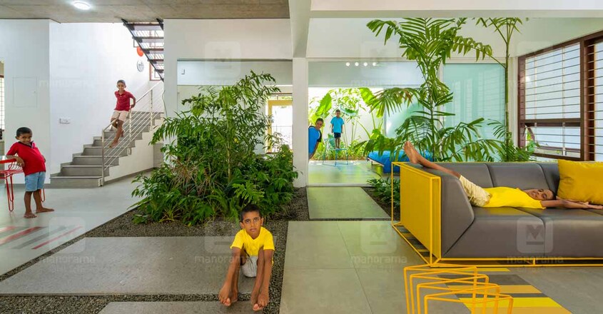4-cent-green-home-kochi-hall 4-cent-green-home-kochi-hall