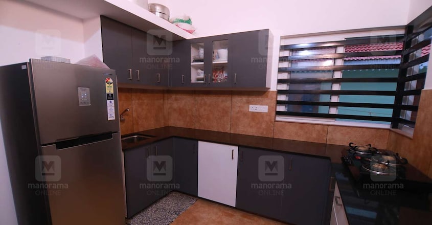 4-cent-house-thodupuzha-kitchen 4-cent-house-thodupuzha-kitchen