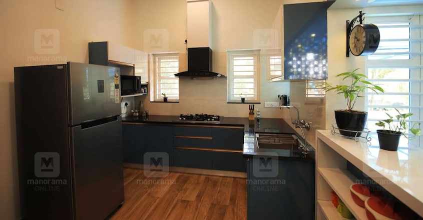 palakkad-colonial-house-kitchen palakkad-colonial-house-kitchen