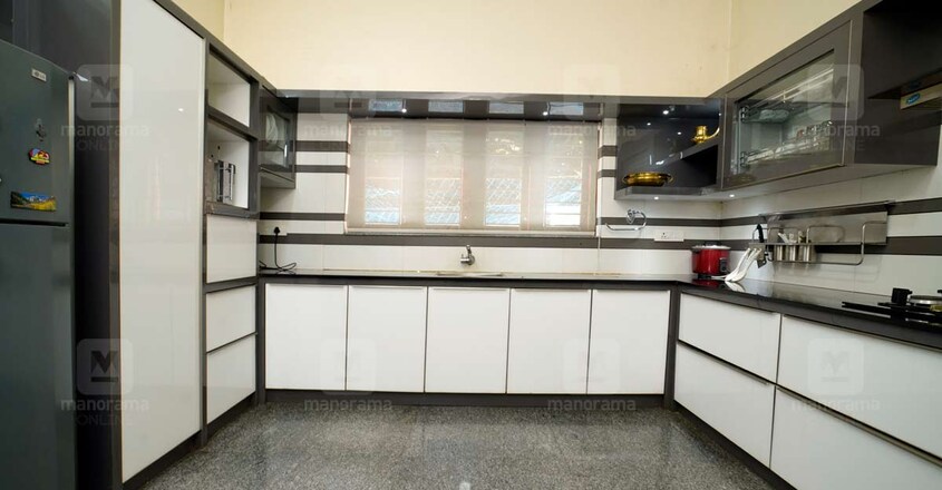 jinson-home-calicut-kitchen jinson-home-calicut-kitchen