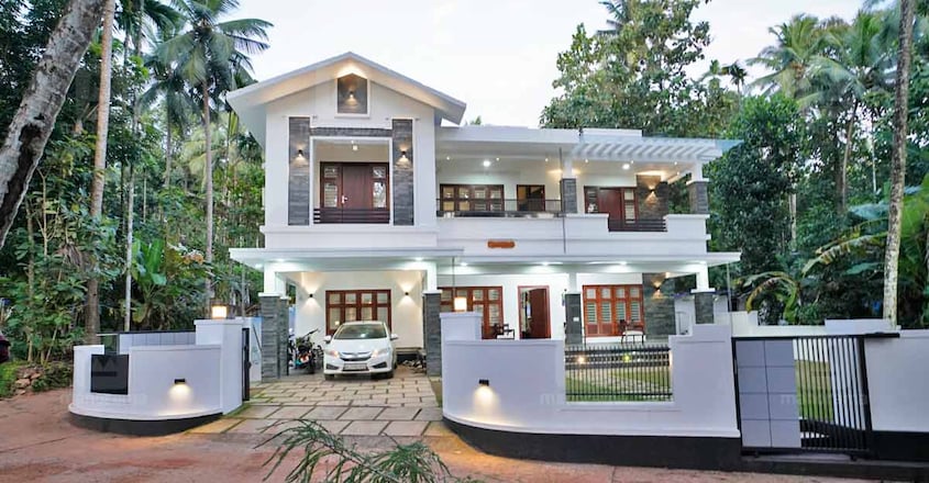 jinson-home-calicut-outside jinson-home-calicut-outside