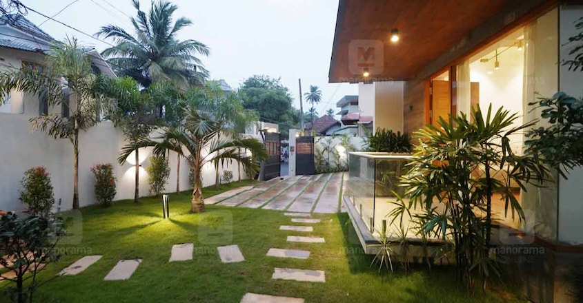 smart-home-calicut-lawn smart-home-calicut-lawn