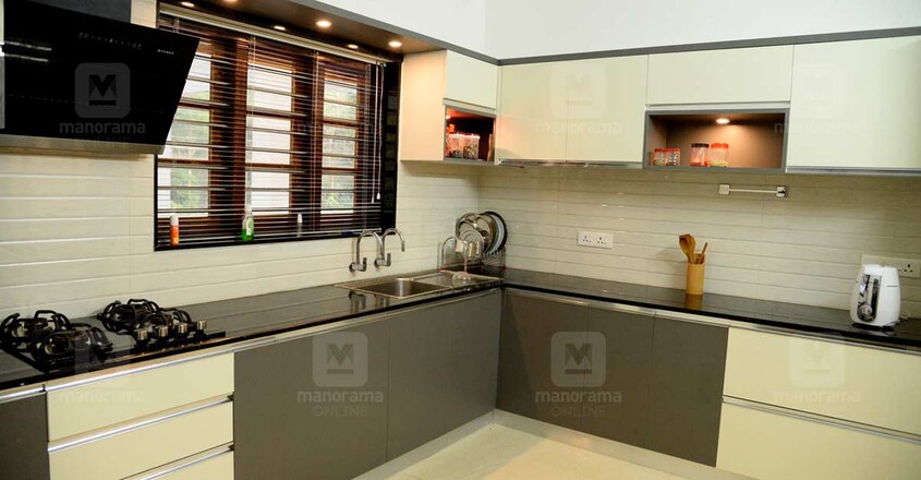 kanjirappally-house-kitchen kanjirappally-house-kitchen