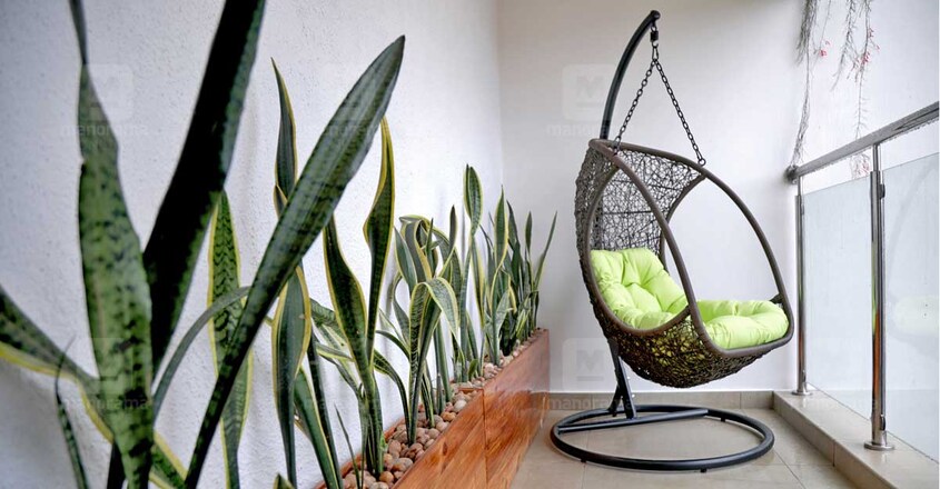 cute-flat-kochi-balcony cute-flat-kochi-balcony