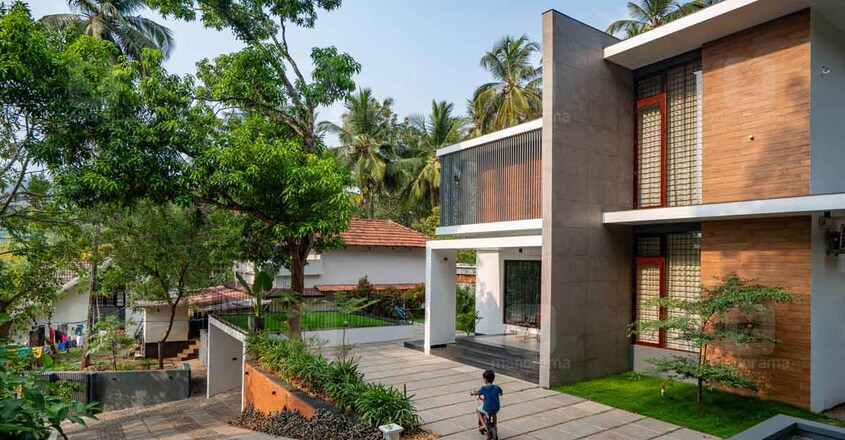 vengara-house-yard vengara-house-yard