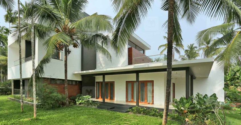 green-home-exterior green-home-exterior