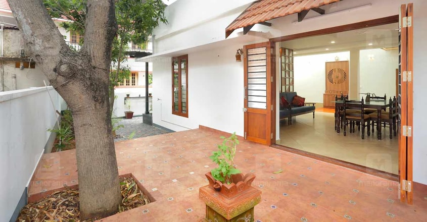 renovated-home-kochi-outdoor renovated-home-kochi-outdoor