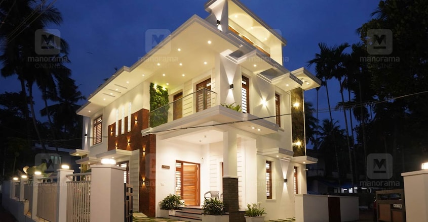 4-cent-house-night 4-cent-house-night