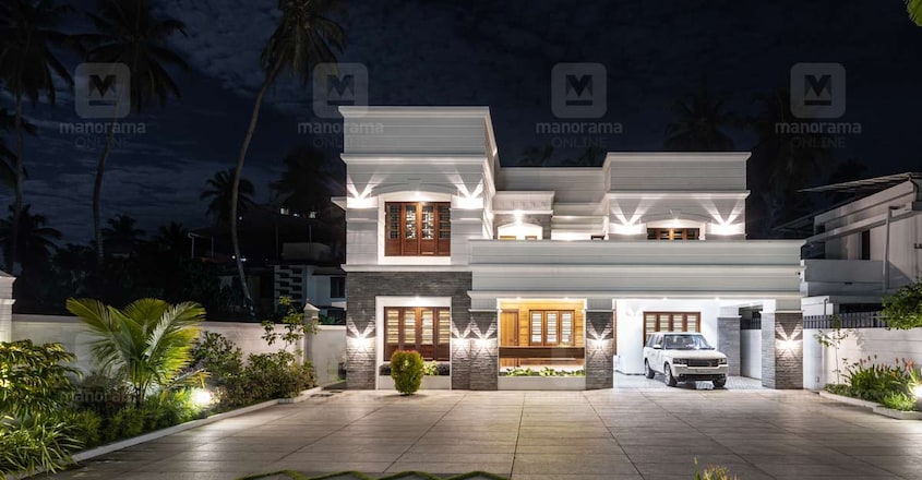 colonial-home-chalapuram-night colonial-home-chalapuram-night