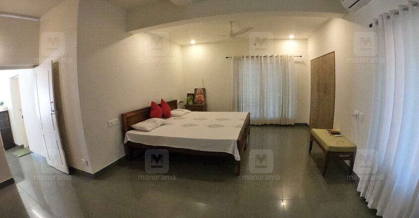 traditional-home-puthupally-bed traditional-home-puthupally-bed