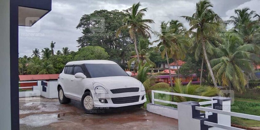 swift-car-house-payyanur-chimney swift-car-house-payyanur-chimney
