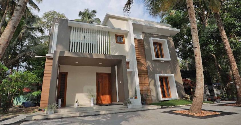 kayamkulam-home-exterior kayamkulam-home-exterior