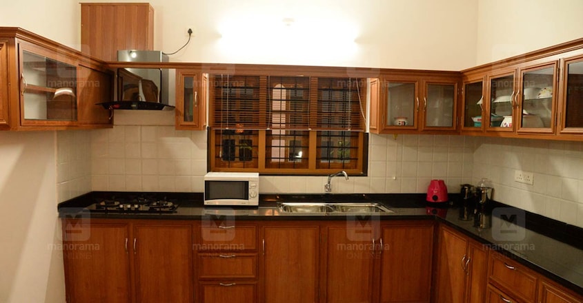 traditional-home-erumeli-kitchen traditional-home-erumeli-kitchen