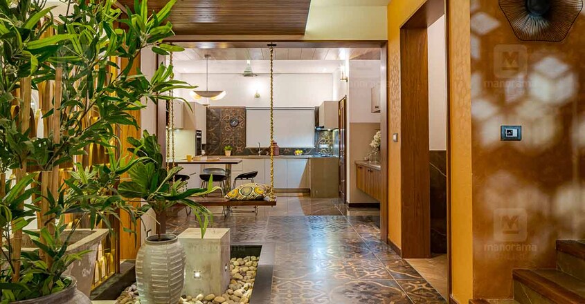 chembad-house-court chembad-house-court