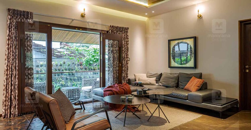 chembad-house-family-living chembad-house-family-living