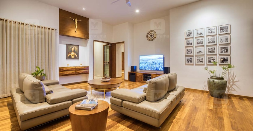 most-cute-house-kerala-family-living most-cute-house-kerala-family-living