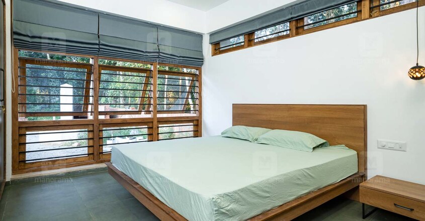 simple-house-korom-bedroom