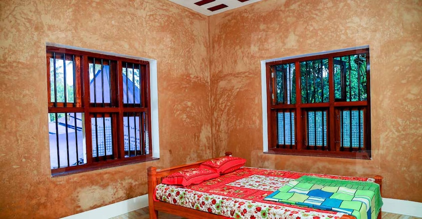 traditional-home-meloor-bed traditional-home-meloor-bed