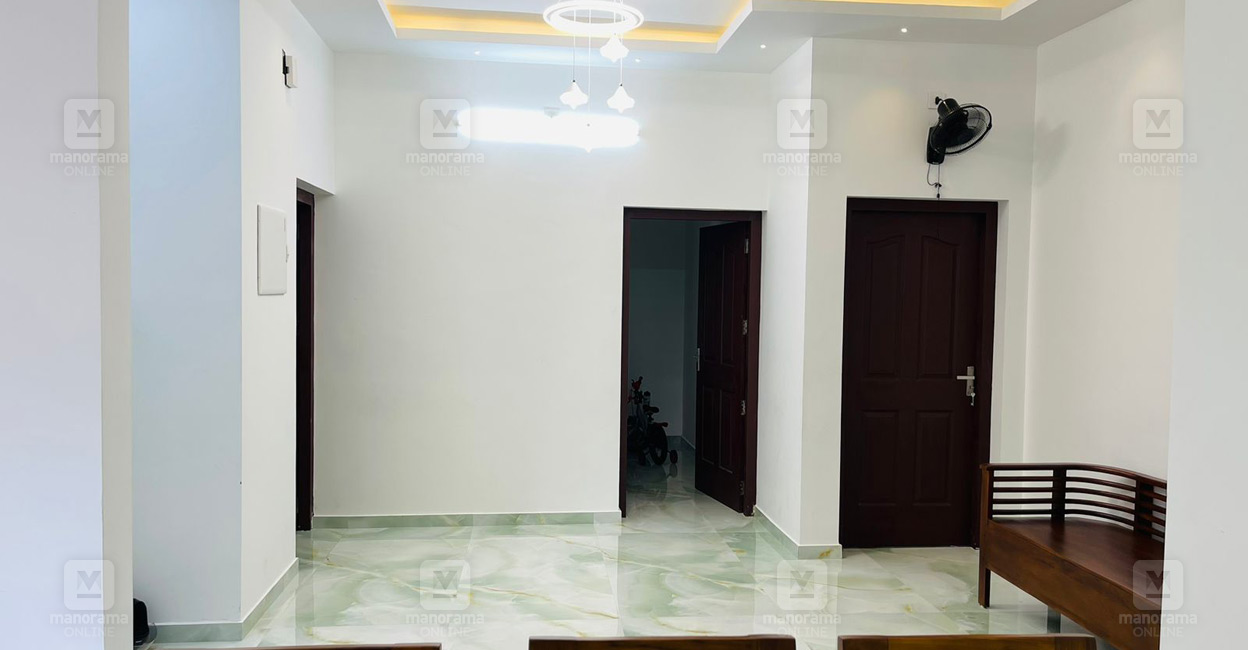 കടമില്ല, സന്തോഷമുണ്ട്: കുറഞ്ഞ ചെലവിൽ നല്ല ഒരു വീട്!