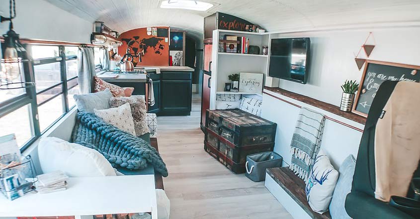 house-on-wheels-inside house-on-wheels-inside