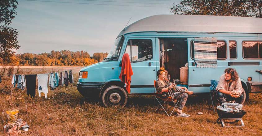 travel-couple-on-wheels travel-couple-on-wheels