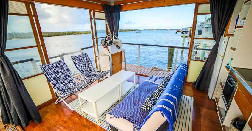 floating-house-bed floating-house-bed