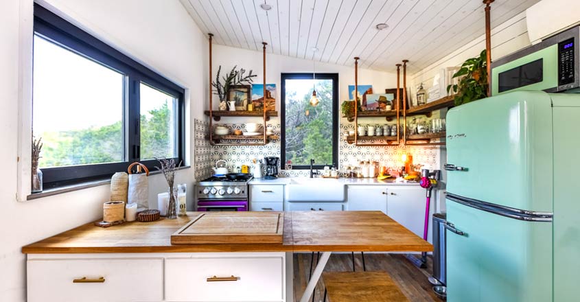 tiny-house-kitchen tiny-house-kitchen