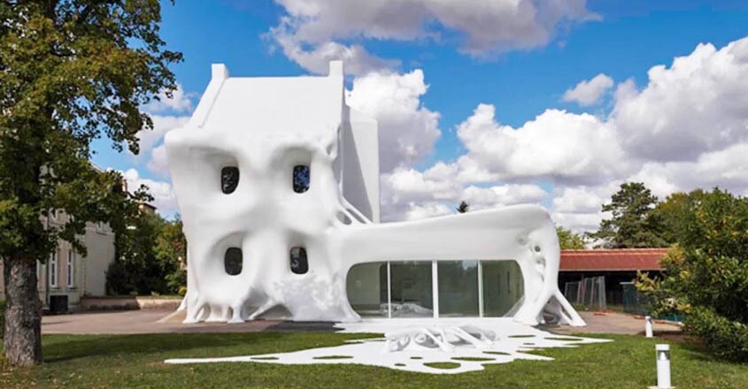 ghost-house-france-morning ghost-house-france-morning