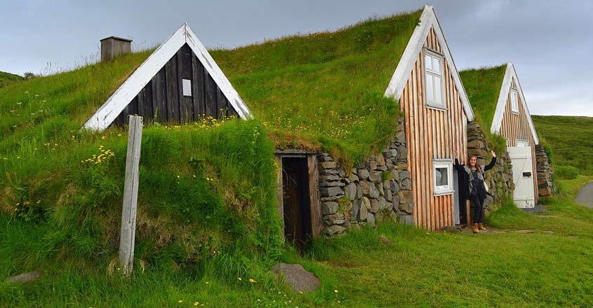 turf-house-iceland turf-house-iceland