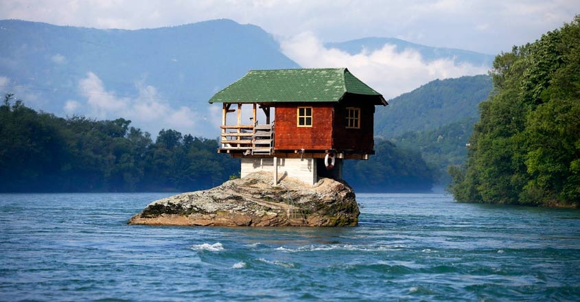 drina-river-house-serbia drina-river-house-serbia