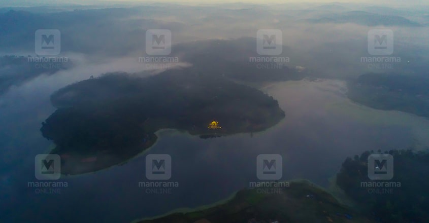 lake-daze-aerial-view lake-daze-aerial-view