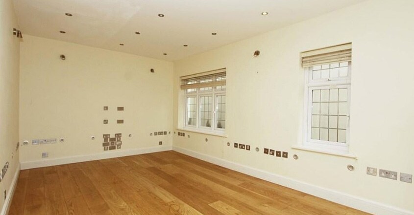plug-point-house-interior plug-point-house-interior