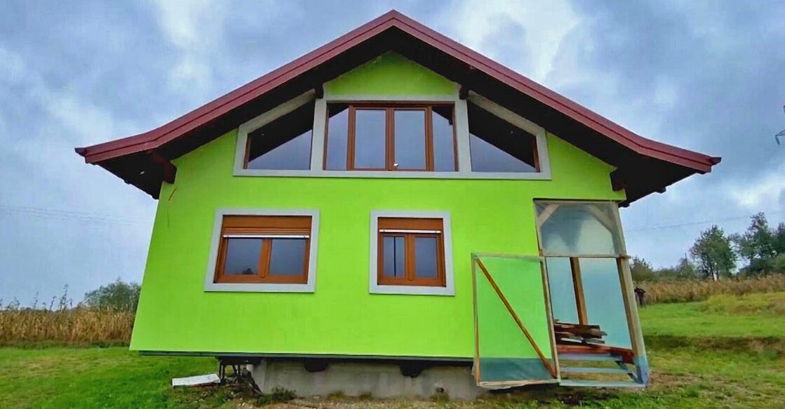rotating-home-view