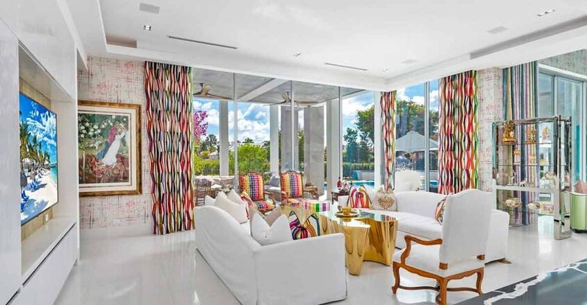 barbie-mansion-living barbie-mansion-living