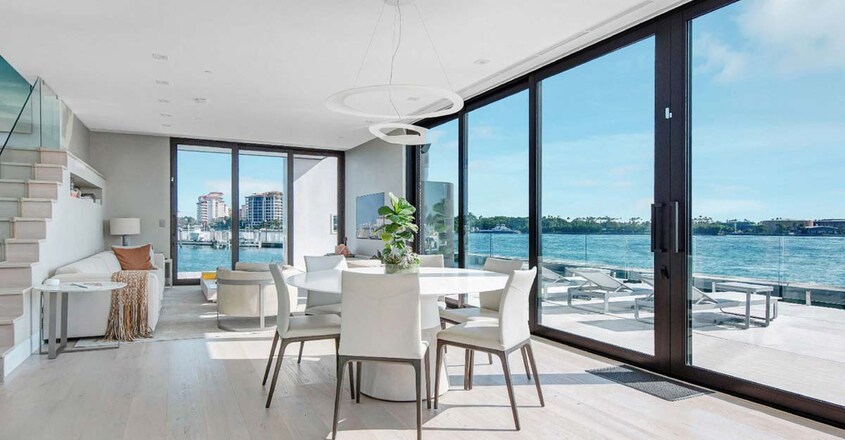 floating-mansion-inside floating-mansion-inside