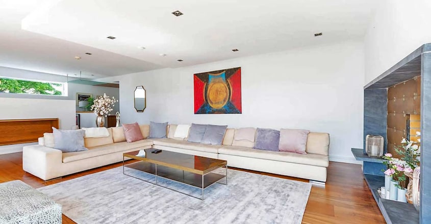 matt-damon-home-inside matt-damon-home-inside