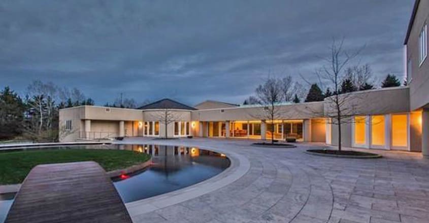 michael-jordan-home michael-jordan-home