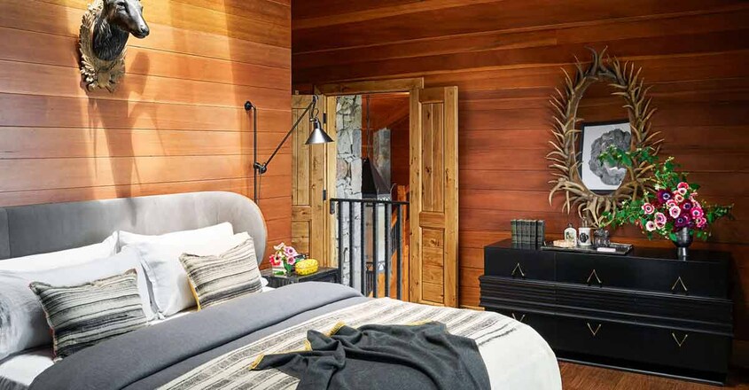 instagram-founder-bed instagram-founder-bed