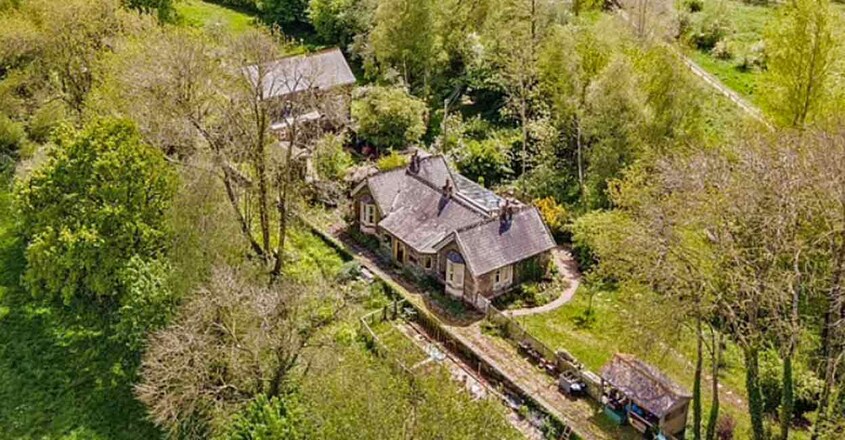 railway-station-home-aerial railway-station-home-aerial