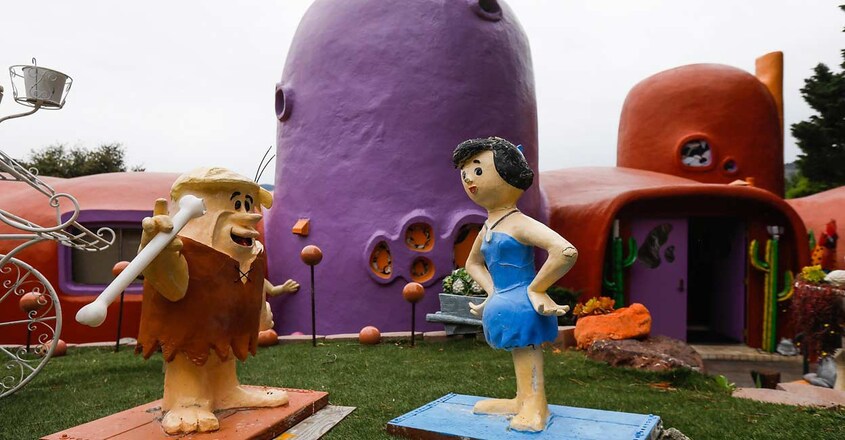 flintstone-home-cartoon flintstone-home-cartoon