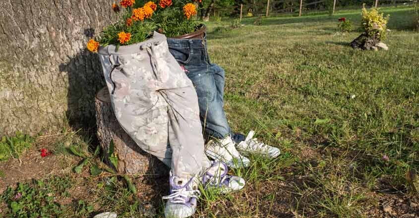 old-clothes-garden old-clothes-garden
