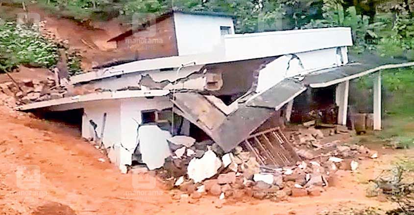 ismail-house-falling ismail-house-falling