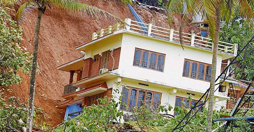 house-landslided house-landslided