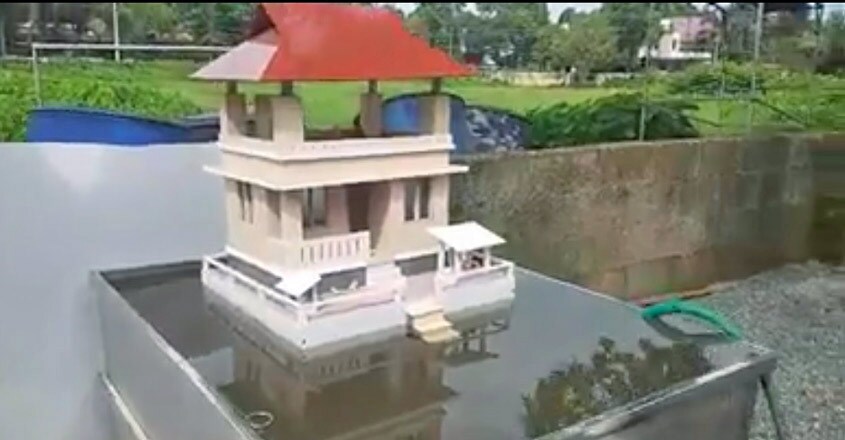 floating-home-model floating-home-model