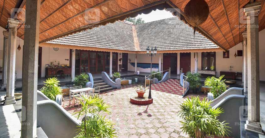 green-house-awardee-courtyard green-house-awardee-courtyard