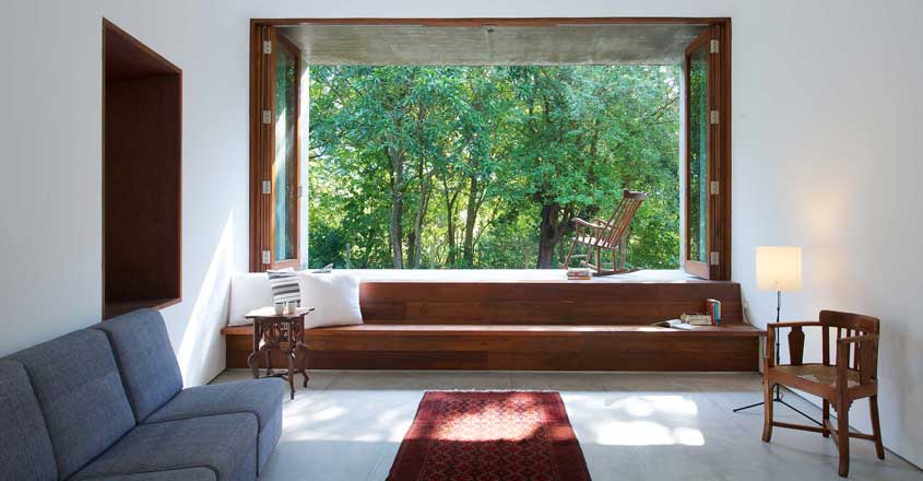 house-on-stream-living house-on-stream-living