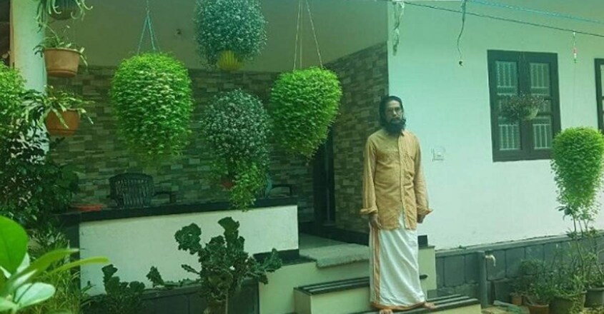 8-lakh-mud-house-owner 8-lakh-mud-house-owner